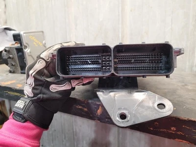 Módulo de control electrónico ECM del motor 3,6 L compatible con 15-18 PORSCHE CAYENNE 1962734 Foto 1 de 4