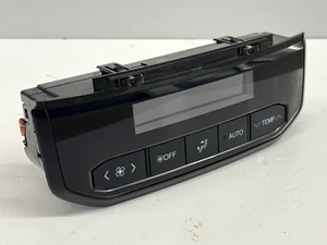20-23 Toyota HIGHLANDER Rear Temperature Heat/AC Controller unit, 55900-0E690 - Picture 1 of 3