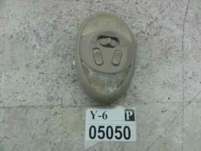 Luz domo L300 2004 2005 Saturn sedán techo superior lectura mapa lámpara OEM Foto 1 de 4