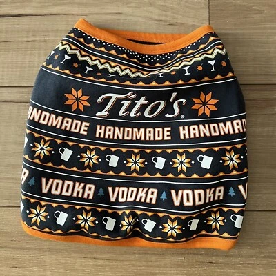 Suéter Tito’s Vodka Polar Perro Md NUEVO  Foto 1 de 4