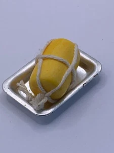 Maßstab 1/12 Puppenhaus, Miniaturen, Essen, Käse, Shop CC53 - Bild 1 von 2