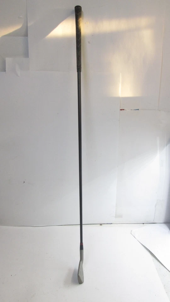 Hogan Midsize  GCD Edge Pitching Wedge With Apex Graphite Shaft - in Good Shape - Image 1 of 4