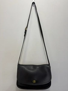 COACH Vintage 9790 Legacy City Bag Turnlock Flap Crossbody Leather - Picture 1 of 8