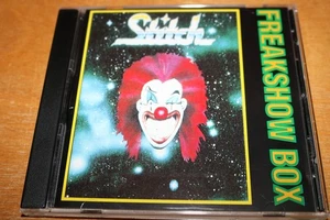 STITCH Freakshow Box CD Sleaze HAIR METAL Austrian Hard Rock Crashdiet Orig 1994 - Imagen 1 de 3