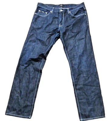 Pantalones de mezclilla para hombre Hugo Boss acabado especial 36X32 azul oscuro calce regular rectos Foto 1 de 4