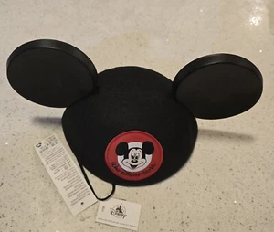 Walt Disney World Mickey Mouse Ears Hat “Who’s The Leader” Lining New with Tags - Picture 1 of 17