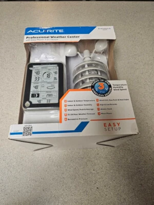 AcuRite Professional Weather Center Wireless With Easy Mount 3-in-1 Sensor 00607 - Image 1 of 4
