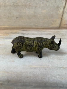 Antique indian wild animal rhinoceros brass statue rare home decor piece india - Picture 1 of 9