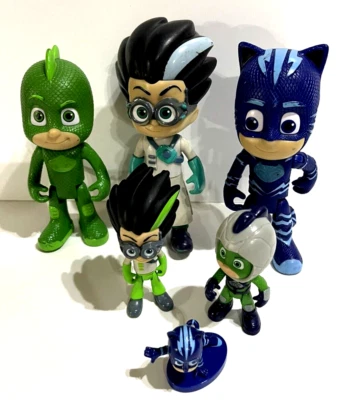 Lote 6 figuras diferentes de máscara PJ 3 6" hablando Gekko, Catboy, Romeo. 2 3,5" y 1 Foto 1 de 4