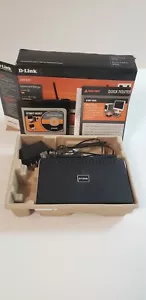 D-Link N300 4-Port 10/100 Wireless N Router (DIR-615) PRE-OWNED & COMPLETE - Picture 1 of 12
