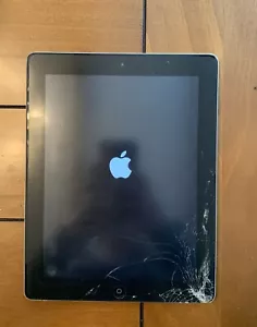 APPLE IPAD 4a Generazione Argento 32GB WIFI Tablet Funziona Versione 10.3.3 - Foto 1 di 4