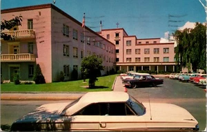 Postal del Hospital St Vincent Santa Fe Nuevo México al Hospital OB Providence NB - Imagen 1 de 2