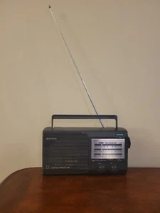 Sony VINTAGE ICF-34 Portable FM AM TV Sound Weather Radio Excellent WORKS - Picture 1 of 3