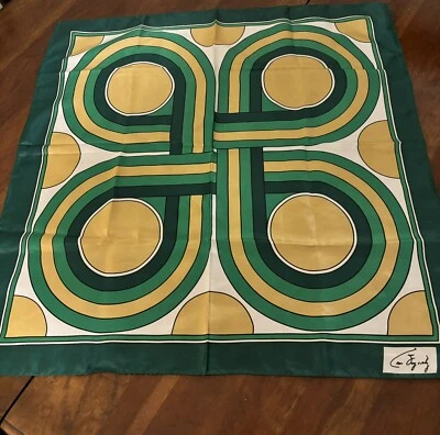 Винтажный шелковый шарф 70-х Ann Fogerty зеленый с графическим дизайном  - Изображение 1 из 4