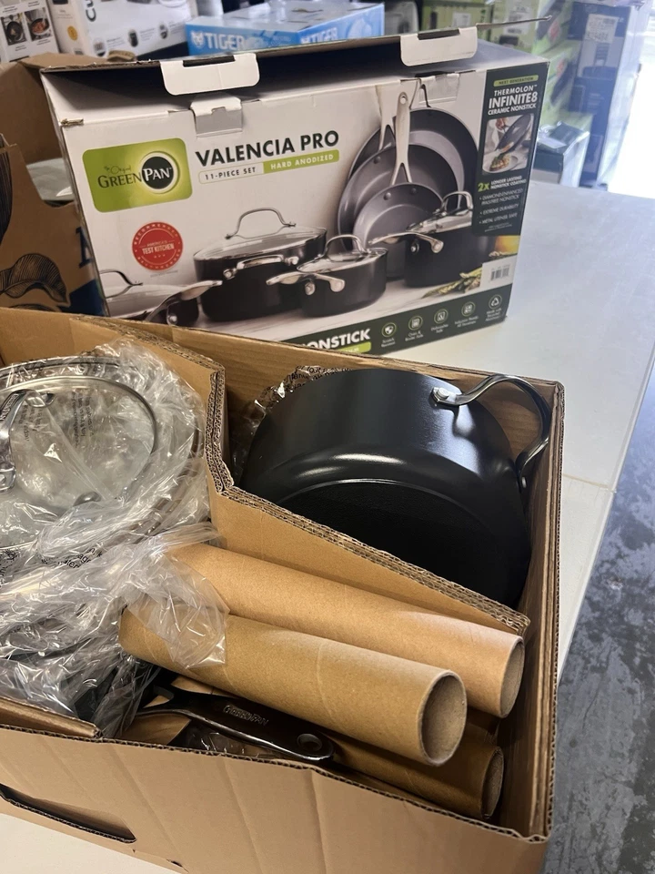 GreenPan Valencia Pro 11 Piece Ceramic Nonstick Cookware Set - BRAND NEW - Image 1 of 3