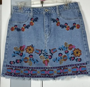 Falda vaquera para mujer Umgee bordada flores talla mediana - Imagen 1 de 9