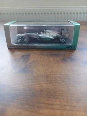 Spark S3070 1/43 Mercedes F1 W04 #9 Winner British GP 2013 Nico Rosberg  - Bild 1 von 4