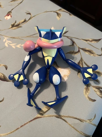 Pokemon Jazwares Select Articulated Greninja 6” Figure Series 1 Cover