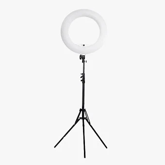 Photo studio & lighting equipment