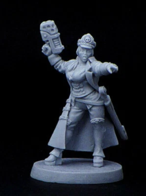 Female Imperial Commissar miniature - Brother Vinni - Image 1 of 4