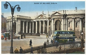 Bank Of Ireland College Green Dublin Ireland Postcard - Picture 1 of 2