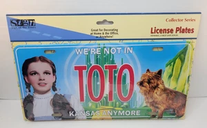 Wizard Of Oz TOTO We’re Not In Kansas Anymore License Plate NEW Sealed - Picture 1 of 4