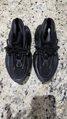 Zapatillas Balmain Zapatos Unicornio Talla 7 (37) Cuero Negro Foto 1 de 4