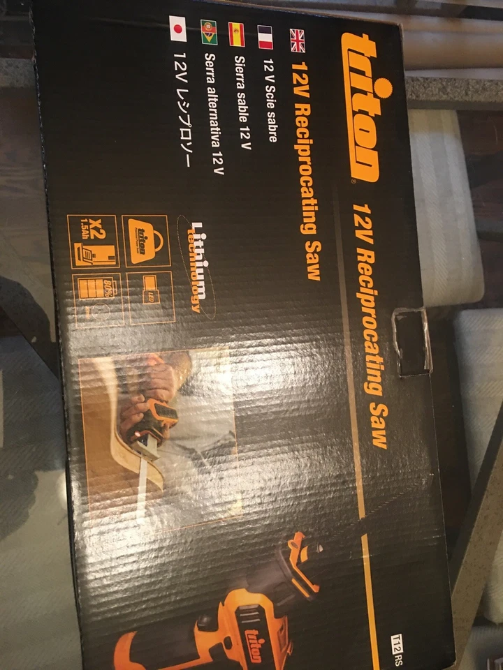 TRITON 12 Volt Variable Speed Cordless Reciprocating Saw (2) Batteries   New - Image 1 of 4