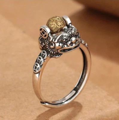 Anello Rana Fortunata Con Palla Dorata Girevole Attirare I Soldi Fortunati - Immagine 1 di 2