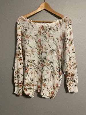Womens Sweater Size Medium Floral Open Knit Made in Italy Cottagecore Lagenlook - Imagem 1 de 4