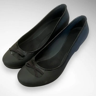 Zapatos de tacón de cuña CROCS Lydia negros para mujer talla 10 | Usados en excelente estado Foto 1 de 4