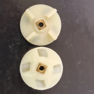2 x Preethi Mixer Mahlwerk Glaskupplung 4 Zähne für Eco Twin, Eco Plus und blau - Bild 1 von 2