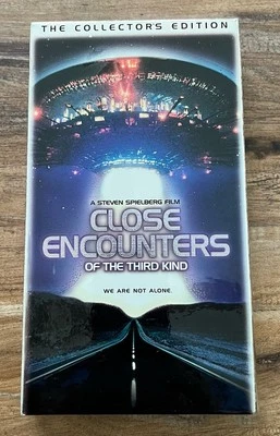 VTG VHS Close Encounters of the Third Kind 1998 Collectors Edition Horror Movie - Image 1 of 4