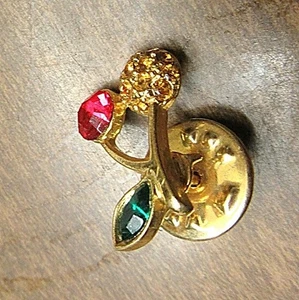 Pin # 81 LAPEL FLOWER - Picture 1 of 1