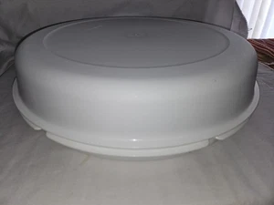 Tupperware Serving Center 7 Section Versatile Salad Potato Sundae Charcuterie - Picture 1 of 7