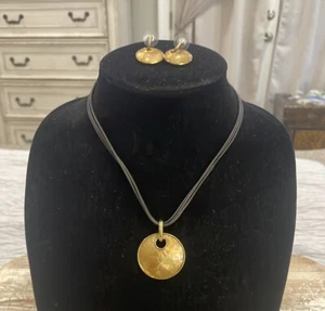 Lia Sophia Black Rope Gold Tone Disc Pendant Necklace And Statement Earrings Set - Picture 1 of 3