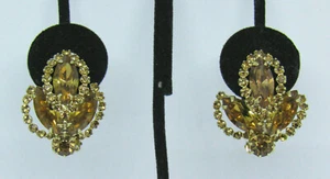 VTG 1950s 60s SIGNED WEISS CRYSTAL EARRINGS CLIP ON TOPAZ / SEPIA COLOR  - Picture 1 of 12