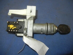 1996 SAAB 900 Ignition Switch With Key 4387742 Y2 - Foto 1 di 6