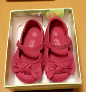 Mädchen Paar ""TeenyToes"" rote Schleife Kleid Schuhe, Gr. 3w, NEU - Bild 1 von 4