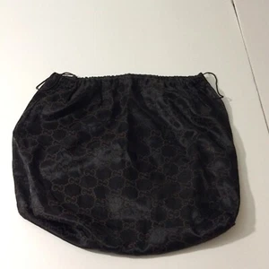 (1) GUCCI Sacchetto antipolvere seta nera 15” x 15” - Usato (0201) - Foto 1 di 3