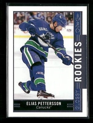 2018-19 Upper Deck #R-10 Elias Pettersson O-Pee-Chee Glossy Rookies Canucks - Image 1 of 2