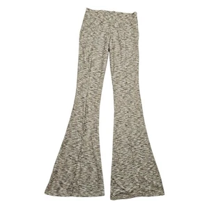 Pantalones acampanados tejidos Altar'd State en S - Imagen 1 de 9