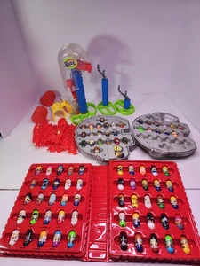 82 MIGHTY BEANZ Lote Mixto Star Wars Beanz, Estuche Rojo Beanz Completo y Pista de Carreras  - Imagen 1 de 24