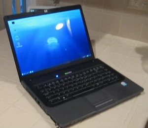 HP 530 15.4" Laptop Intel Celeron 1.6 GHz 2GB RAM 120GB HDD - Picture 1 of 12