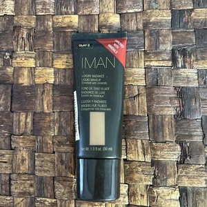 Iman Luxury Radiance Liquid Makeup Clay 2 New Unsealed - Picture 1 of 2