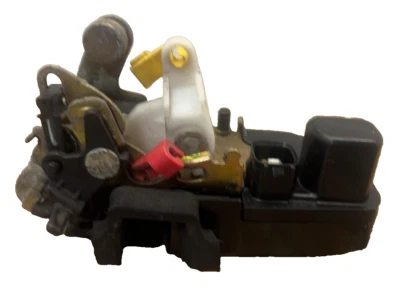 2006 2007 2008 2009 10 JEEP COMMANDER Right Rear Door Latch Rh-r OEM: 55113380AB - Image 1 of 4