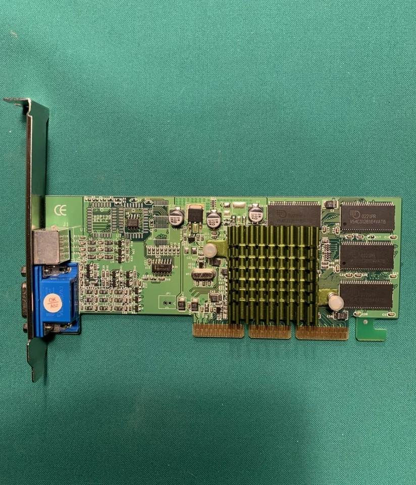 Sapphire ATI Radeon 7000 64MB DDR VGA / TV OUT AGP Graphics Card - Image 1 of 2