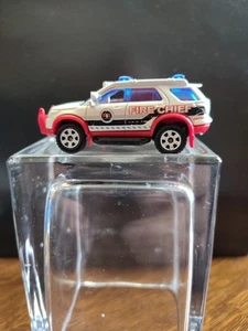 Matchbox FIRE CHIEF FORD EXPLORER (White) Mint/Loose - Picture 1 of 6