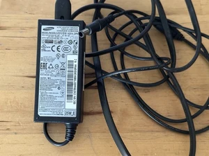 Original Zubehör Hersteller Samsung 14 V 1,79 A 25 W Monitor AC/DC ADAPTER NETZTEIL A2514_DPN - Bild 1 von 1