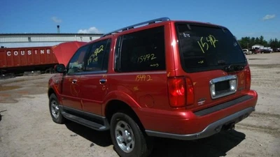 Tapa de luz trasera derecha pasajero montada para 98-02 NAVIGATOR 1178472 Foto 1 de 4